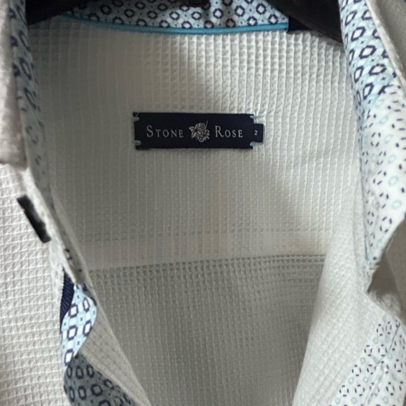 Stone Rose Textured White Shirt with Blue Pattern, NWOT All Buttons GREAT SHAPE - Picture 2 of 9